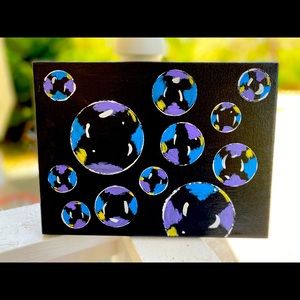It’s a cute little painting I did they are bubbles
